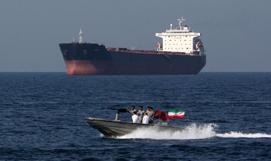ئێران ههوڵیداوه دهست بهسهر كهشتییهكى نهوتى بهریتانى بگرێت